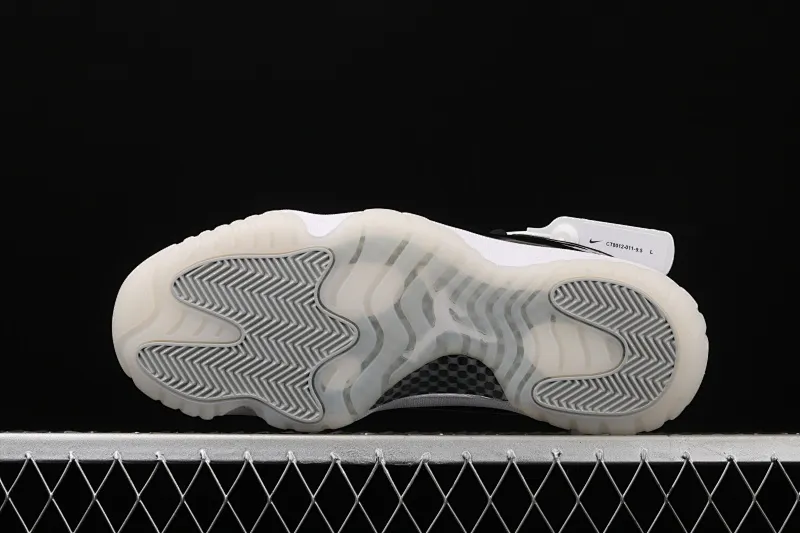 All Categories Air Jordan Jordan Series Basketball Shoes Air Jordan 11 J Edition Air Jordan 11 "25th Anniversary" AJ11 Joe 11 Devil II Genuine Standard Real Carbon CT8012-011